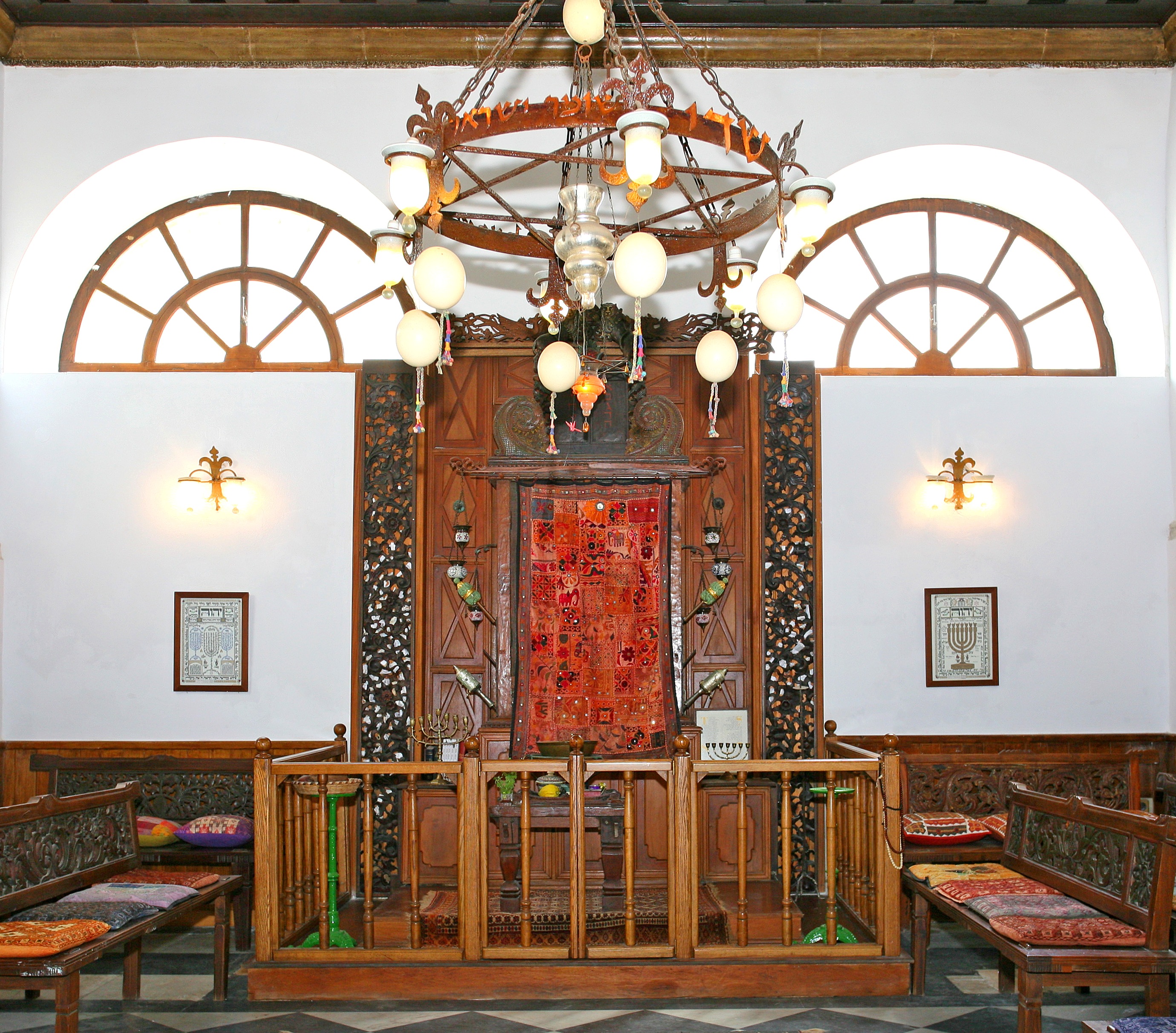 Torah Shrine (Ehal) at Etz Hayyim